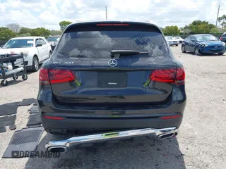 2020 Mercedes-Benz GLC 300 с VIN WDC0G8DB5LF715700, выставлен на аукционе IAAI как лот 42135225 с пробегом 42 423 миль миль и . История ставок и продаж доступна на DreamBid. Изображение 16.