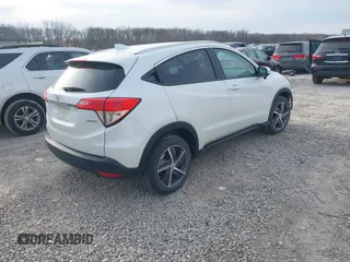 2022 Honda HR-V EX with VIN 3CZRU6H55NM767243, listed as a IAAI auction lot 41811186 with 33,445 mi miles. Bid and sale history available at carsss.com. Image 4.