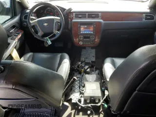 2013 Chevrolet Suburban LTZ with VIN 1GNSCKE0XDR364889, listed as a Copart auction lot 77598334 with 161,656 mi miles and Salvage Title. Bid and sale history available at carsss.com. Image 8.