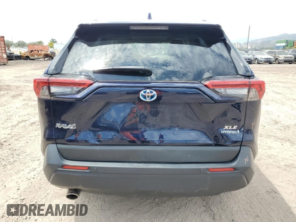 2023 Toyota RAV4 Hybrid XLE Premium z VIN JTMB6RFV1PD100836, wystawiony jako Copart lot #51694985 z przebiegiem 19 870 mil mil oraz Szkoda całkowita • Salvage title. Historia ofert i sprzedaży dostępna na DreamBid. Obrazek 6.