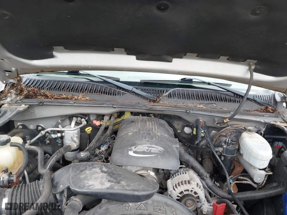 2004 Chevrolet Silverado 1500 Z71 with VIN 2GCEK19T541324428, listed as a IAAI auction lot 42082024 with 130,912 mi miles. Bid and sale history available at carsss.com. Image 10.