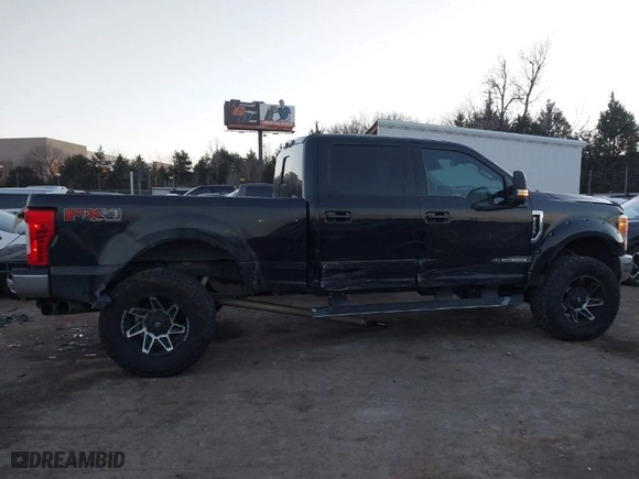 2017 Ford Super Duty F-250 SRW Lariat with VIN 1FT7W2BT2HEE31308, listed as a IAAI auction lot 41226862 with 147,483 mi miles. Bid and sale history available at carsss.com. Image 14.