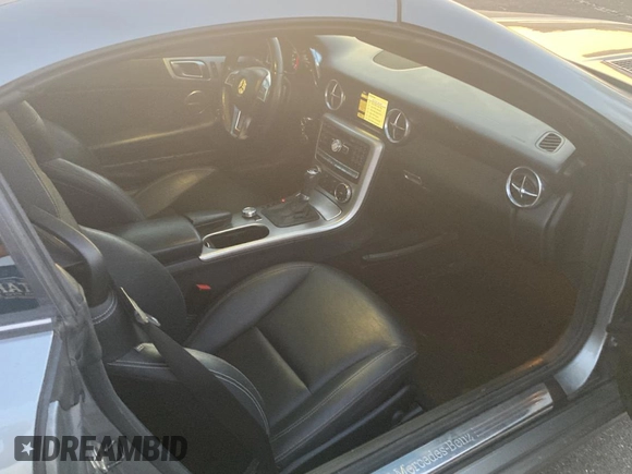 2012 Mercedes-Benz SLK-Class SLK 350 with VIN WDDPK5HA0CF008982, listed as a Copart auction lot 53406115 with 91,711 mi miles and Clean Title. Bid and sale history available at carsss.com. Image 5.