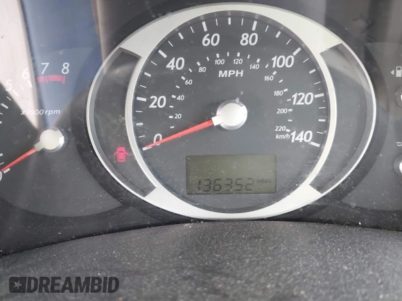 2006 Hyundai Tucson GLS with VIN KM8JN12DX6U375368, listed as a IAAI auction lot 42068764 with 136,352 mi miles. Bid and sale history available at carsss.com. Image 7.