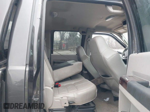 2008 Ford F-250 XL with VIN 1FTSW21RX8ED81676, listed as a IAAI auction lot 40961244 with Not provided miles and . Bid and sale history available at DreamBid. Image 8.