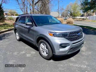 2021 Ford Explorer XLT with VIN 1FMSK8DH1MGB41704, listed as a Copart auction lot 52749455 with 88,524 mi miles and Salvage Title. Bid and sale history available at carsss.com. Image 1.
