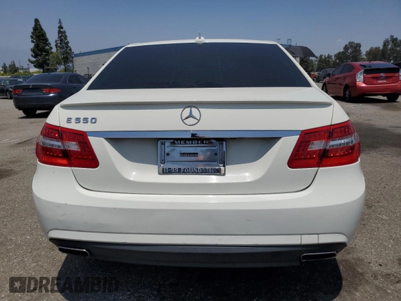 2011 Mercedes-Benz E 550 Luxury with VIN WDDHF7CB7BA422180, listed as a Copart auction lot 60174975 with 104,521 mi miles and Salvage title. Bid and sale history available at DreamBid. Image 6.