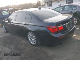 2015 BMW 7 Series 750Li xDrive with VIN WBAYF8C52FD654892, listed as a IAAI auction lot 41368616 with 158,140 mi miles. Bid and sale history available at carsss.com. Image 3.