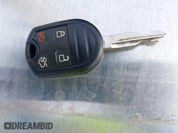 2009 Ford Escape Limited с VIN 1FMCU04G59KA18239, выставлен на аукционе IAAI как лот 42124102 с пробегом 158 981 миль миль и . История ставок и продаж доступна на DreamBid. Изображение 6.