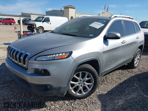 2017 Jeep Cherokee Latitude with VIN 1C4PJLCBXHW573751, listed as a IAAI auction lot 42220184 with 127,362 mi miles and . Bid and sale history available at DreamBid. Image 17.