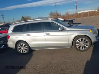 2015 Mercedes-Benz GL-Class GL 350 BlueTEC with VIN 4JGDF2EE4FA449373, listed as a IAAI auction lot 41164029 with 193,092 mi miles. Bid and sale history available at carsss.com. Image 13.