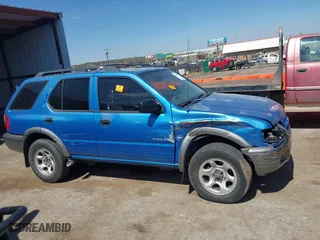 2001 Isuzu Rodeo S with VIN 4S2CK58W014315005, listed as a IAAI auction lot 41880618 with 147,384 mi miles. Bid and sale history available at carsss.com. Image 13.