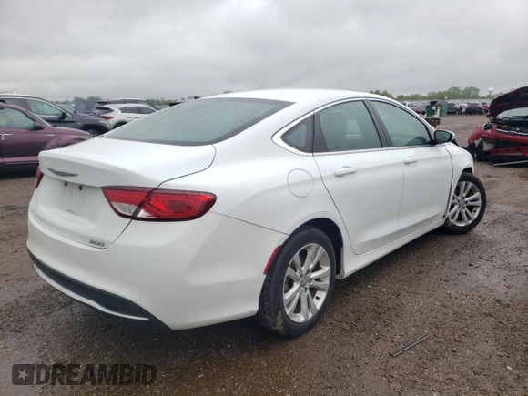 2015 Chrysler 200 Limited z VIN 1C3CCCAB6FN529958, wystawiony jako Copart lot #57939465 z przebiegiem 119 844 mil mil oraz Szkoda całkowita • Salvage title. Historia ofert i sprzedaży dostępna na DreamBid. Obrazek 3.