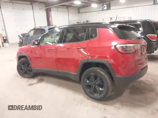 2018 Jeep Compass Altitude with VIN 3C4NJDBB9JT304330, listed as a IAAI auction lot 41886905 with 45,700 mi miles and . Bid and sale history available at carsss.com. Image 14.