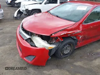 2012 Toyota Camry L with VIN 4T1BF1FK0CU613086, listed as a IAAI auction lot 41846781 with 236,654 mi miles. Bid and sale history available at carsss.com. Image 6.