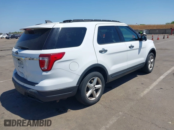 2018 Ford Explorer z VIN 1FM5K7B81JGA69411, wystawiony jako IAAI lot #42229420 z przebiegiem 72 336 mil mil oraz . Historia ofert i sprzedaży dostępna na DreamBid. Obrazek 4.