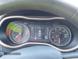 2016 Jeep Cherokee Sport с VIN 1C4PJLAB0GW293645, выставлен на аукционе IAAI как лот 42566125 с пробегом 173 803 миль миль и . История ставок и продаж доступна на DreamBid. Изображение 7.