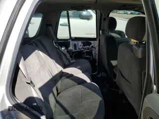 2004 Chevrolet TrailBlazer LS with VIN 1GNDT13S142283182, listed as a Copart auction lot 45105985 with 210,473 mi miles and Salvage Title. Bid and sale history available at carsss.com. Image 11.