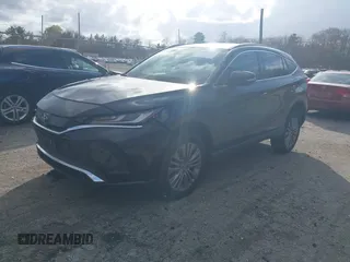 2021 Toyota Venza LE with VIN JTEAAAAH9MJ004071, listed as a IAAI auction lot 40933200 with 65,506 mi miles and . Bid and sale history available at carsss.com. Image 2.