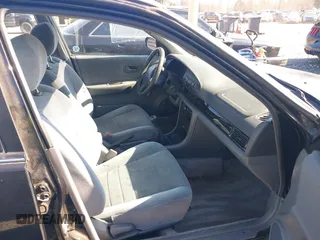 1996 Nissan Altima XE with VIN 1N4BU31D1TC119359, listed as a IAAI auction lot 41664170 with 140,672 mi miles and . Bid and sale history available at DreamBid. Image 5.