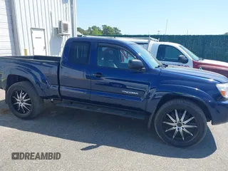 2006 Toyota Tacoma with VIN 5TEUX42N16Z239742, listed as a IAAI auction lot 42226684 with 157,059 mi miles and . Bid and sale history available at DreamBid. Image 13.