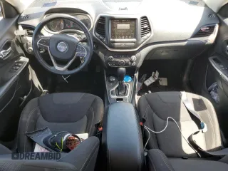 2016 Jeep Cherokee Latitude with VIN 1C4PJMCS9GW199329, listed as a Copart auction lot 61696245 with 62,280 mi miles and Salvage title. Bid and sale history available at DreamBid. Image 8.