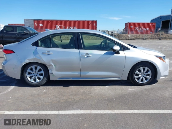 2022 Toyota Corolla LE with VIN JTDEPMAE5NJ221114, listed as a IAAI auction lot 41660732 with 48,662 mi miles and . Bid and sale history available at carsss.com. Image 13.