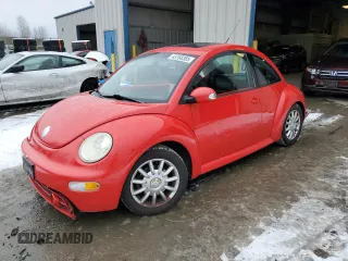 2004 Volkswagen New Beetle Coupe GLS with VIN 3VWCK31C54M405594, listed as a Copart auction lot 43768385 with 222,991 mi miles and Salvage Title. Bid and sale history available at carsss.com. Image 1.