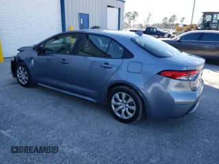 2021 Toyota Corolla LE with VIN JTDEPMAE0MJ142027, listed as a Copart auction lot 47986165 with 28,800 mi miles and Clean Title. Bid and sale history available at carsss.com. Image 2.