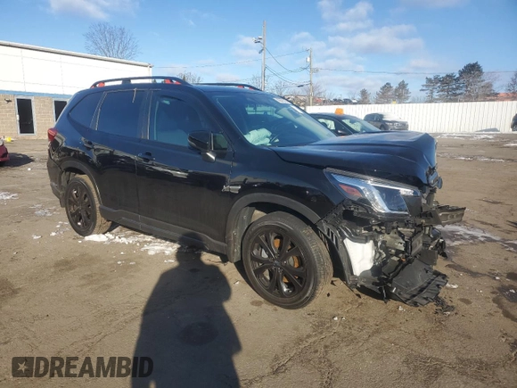 2022 Subaru Forester Sport with VIN JF2SKAJC2NH510927, listed as a Copart auction lot 45876165 with 29,138 mi miles and Salvage Title. Bid and sale history available at carsss.com. Image 4.