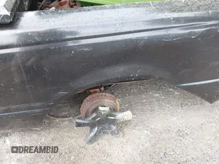 2000 Ford Ranger XL z VIN 1FTYR14C8YTA87370, wystawiony jako IAAI lot #42071213 z przebiegiem Nie podano mil oraz . Historia ofert i sprzedaży dostępna na DreamBid. Obrazek 12.