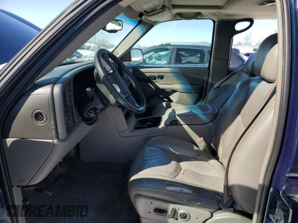 2005 Chevrolet Avalanche Z71 with VIN 3GNEK12Z25G288194, listed as a Copart auction lot 44747375 with 211,284 mi miles and Salvage Title. Bid and sale history available at carsss.com. Image 7.