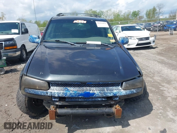 2005 Chevrolet TrailBlazer LT with VIN 1GNDT13S552269402, listed as a IAAI auction lot 42155633 with 242,288 mi miles and . Bid and sale history available at DreamBid. Image 12.
