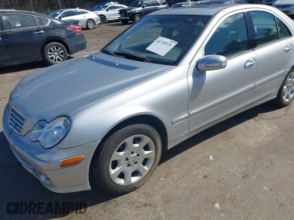 2005 Mercedes-Benz C 240 with VIN WDBRF81J95F599348, listed as a IAAI auction lot 41725376 with 210,859 mi miles and . Bid and sale history available at DreamBid. Image 6.