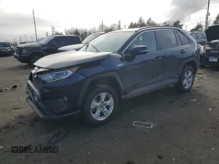 2021 Toyota RAV4 Hybrid XLE with VIN 2T3RWRFV3MW108921, listed as a Copart auction lot 43737815 with 86,795 mi miles and Salvage Title. Bid and sale history available at carsss.com. Image 1.