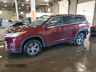 2019 Toyota Highlander LE with VIN 5TDZZRFH6KS314931, listed as a Copart auction lot 62470495 with 113,189 mi miles and Salvage title. Bid and sale history available at DreamBid. Image 1.