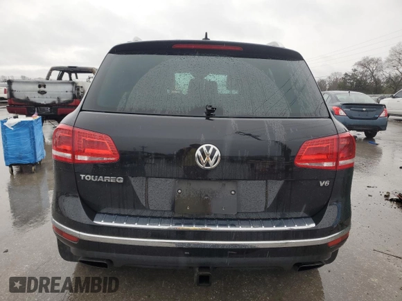 2017 Volkswagen Touareg Wolfsburg Edition z VIN WVGRF7BPXHD006302, wystawiony jako Copart lot #44783475 z przebiegiem 138 244 mil mil oraz Czysty tytuł • Clean title. Historia ofert i sprzedaży dostępna na DreamBid. Obrazek 6.