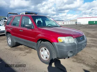 2007 Ford Escape XLS z VIN 1FMYU92Z17KA03457, wystawiony jako IAAI lot #41797781 z przebiegiem 59 341 mil mil oraz . Historia ofert i sprzedaży dostępna na DreamBid. Obrazek 1.