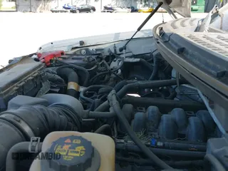 2012 Ford F-150 XL с VIN 1FTFX1EF2CFB05567, выставлен на аукционе IAAI как лот 42581464 с пробегом 159 579 миль миль и . История ставок и продаж доступна на DreamBid. Изображение 19.