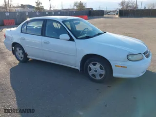 2001 Chevrolet Malibu LS with VIN 1G1NE52J116183636, listed as a IAAI auction lot 41524897 with 184,881 mi miles. Bid and sale history available at carsss.com. Image 1.