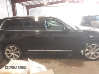 2017 Volvo XC90 Inscription with VIN YV4A22PL0H1115064, listed as a IAAI auction lot 41365600 with 93,503 mi miles. Bid and sale history available at carsss.com. Image 14.