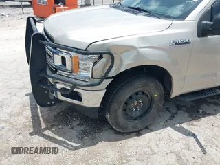 2018 Ford F-150 XL z VIN 1FTEW1EP3JKC46790, wystawiony jako IAAI lot #42584702 z przebiegiem 138 756 mil mil oraz . Historia ofert i sprzedaży dostępna na DreamBid. Obrazek 6.