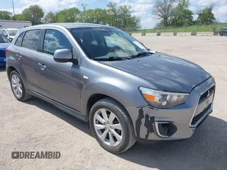 2014 Mitsubishi Outlander SE z VIN 4A4AR4AU0EE017869, wystawiony jako IAAI lot #42276949 z przebiegiem 186 292 mil mil oraz . Historia ofert i sprzedaży dostępna na DreamBid. Obrazek 1.