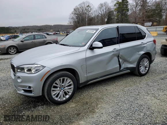 2017 BMW X5 xDrive35d with VIN 5UXKS4C35H0Y16261, listed as a Copart auction lot 48202995 with 166,015 mi miles and Salvage Title. Bid and sale history available at carsss.com. Image 1.