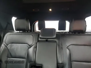 2018 Ford Explorer Limited с VIN 1FM5K8FH0JGC27463, выставлен на аукционе Copart как лот 51983345 с пробегом 128 725 миль миль и Списание • Salvage title. История ставок и продаж доступна на DreamBid. Изображение 10.