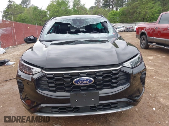 2024 Ford Escape ST-Line with VIN 1FMCU0MZ3RUA57188, listed as a IAAI auction lot 41952211 with 13,024 mi miles and . Bid and sale history available at DreamBid. Image 17.