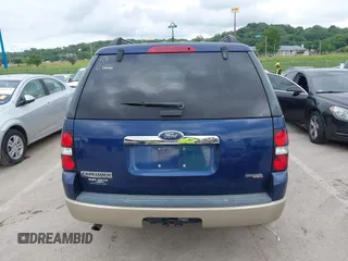 2007 Ford Explorer Eddie Bauer z VIN 1FMEU64E07UA93278, wystawiony jako IAAI lot #42519251 z przebiegiem 251 869 mil mil oraz . Historia ofert i sprzedaży dostępna na DreamBid. Obrazek 16.