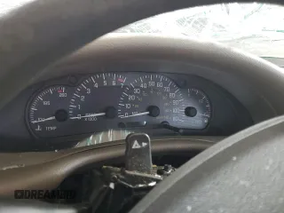 2002 Pontiac Sunfire SE z VIN 1G2JB524027308408, wystawiony jako Copart lot #61752784 z przebiegiem Nie podano mil oraz Szkody całkowita. Historia ofert i sprzedaży dostępna na DreamBid. Obrazek 9.