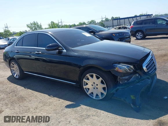 2017 Mercedes-Benz E 300 Luxury с VIN WDDZF4KB5HA181216, выставлен на аукционе IAAI как лот 42576943 с пробегом 105 576 миль миль и . История ставок и продаж доступна на DreamBid. Изображение 1.