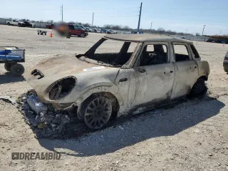 2017 MINI Hardtop 4 Door Cooper S z VIN WMWXU3C3XH2B64463, wystawiony jako Copart lot #48665685 z przebiegiem Nie podano mil oraz Nie do naprawy. Historia ofert i sprzedaży dostępna na DreamBid. Obrazek 1.